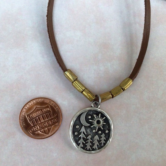 New Sundance charm necklace leather cord - Picture 6 of 12